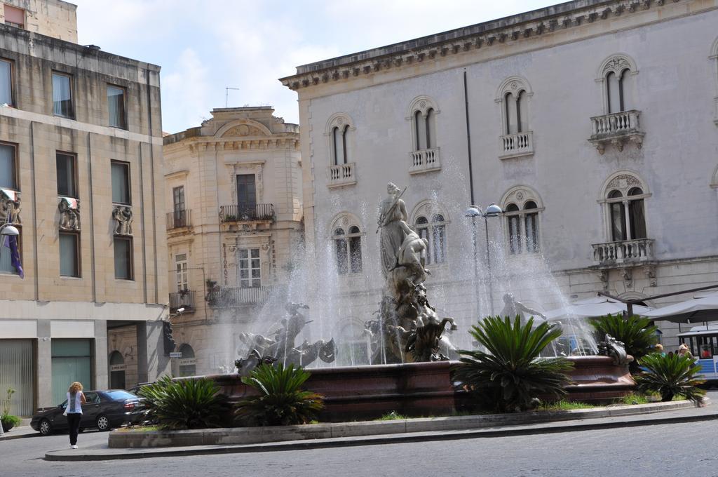 Kalos Syrakus Exterior foto